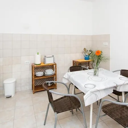 Letizia - Double With Balcony And Shared Bathroom-1 Appartement Dubrovnik
