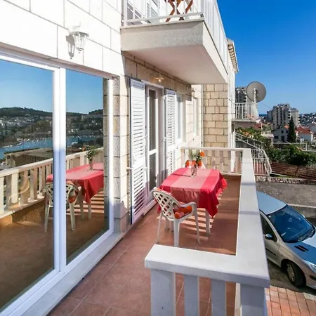 Appartamento Letizia - Double With Balcony And Shared Bathroom-1 Ragusa